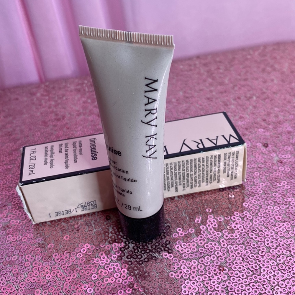 Mary Kay Timewise Mate wear liquid foundation